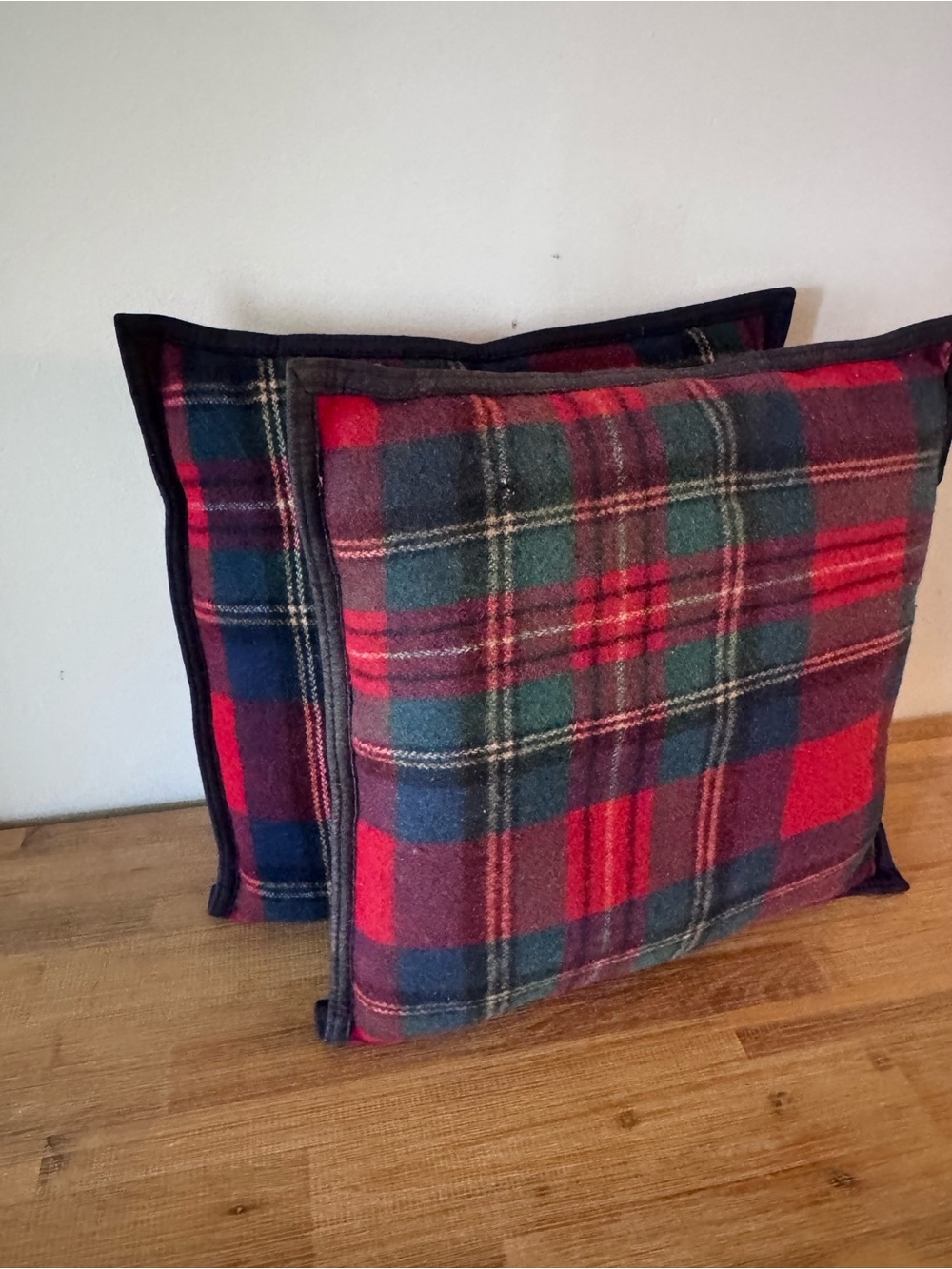 Pendleton 20” Wool Plaid Throw Pillows Set of 2 Red Tartan Cabin Lodge Decor - Picture 8 of 9